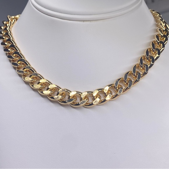 Stainless Steel Gold Cuban Chain With Toggle - Picture 3 of 4